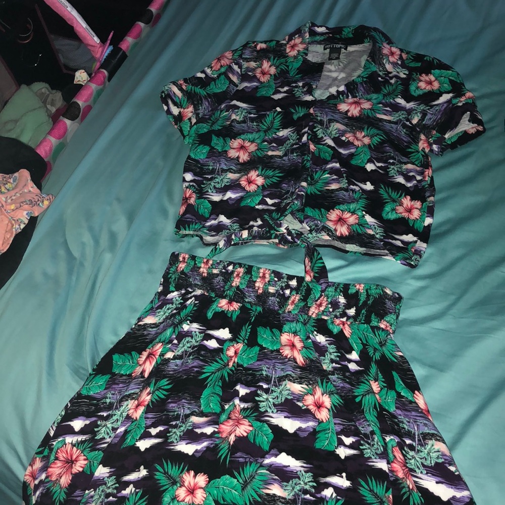 Floral 2 piece